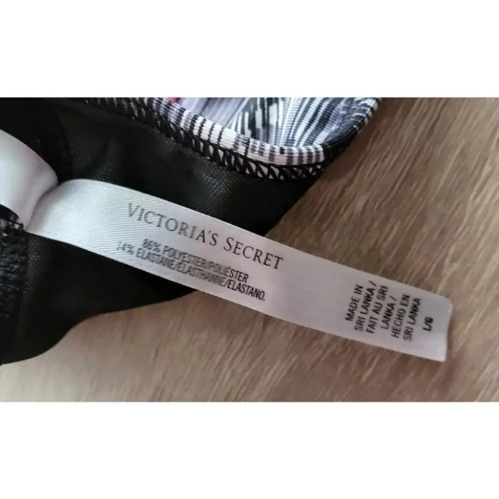 Victoria’s Secret VSX Racerback Sports Bra multicolor Size LARGE - Picture 7 of 8